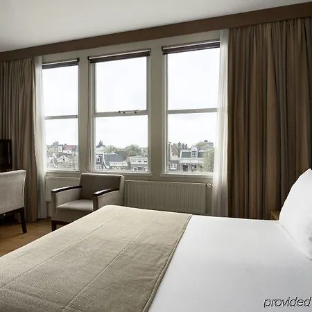 Nh City Centre Hotel 4*