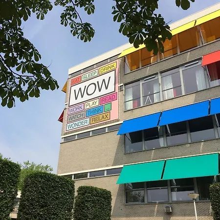Wow Hostel