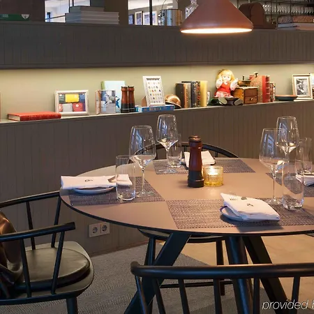 Courtyard By Marriott Arena Atlas 4*