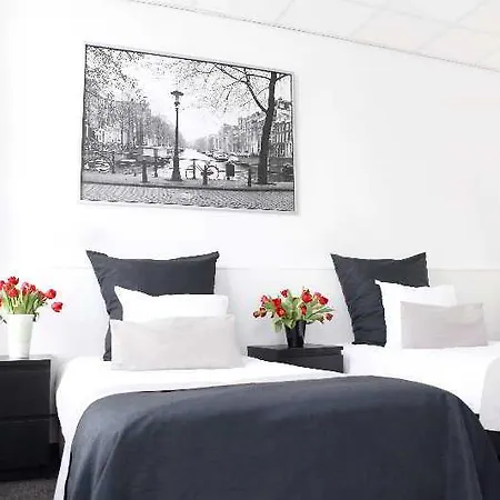 Damsquare Hotel