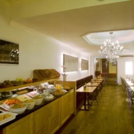 Hotel Xo Centre 3*