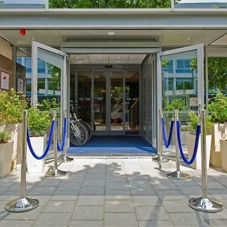 Express - South By Ihg