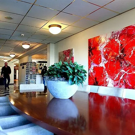 Hotel New West 3*