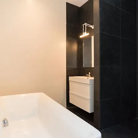 Oda ve Kahvaltı White 3*