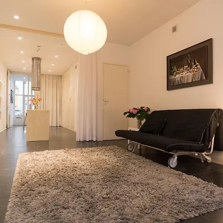 Oda ve Kahvaltı White 3*