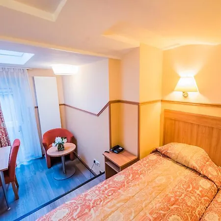 Hotel Sander 3*