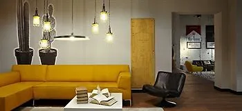 The Social Hub West Hotel 3*