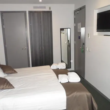 Parkview 3*