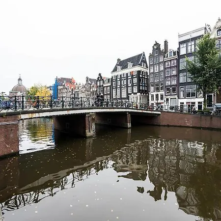 Lovely Canal *