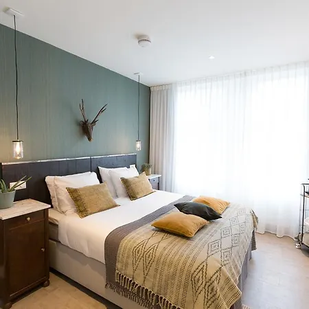 Keizersgracht Bed & Breakfast 3*