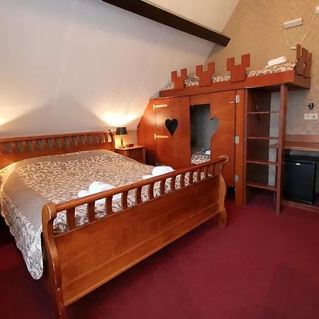Hotell Village