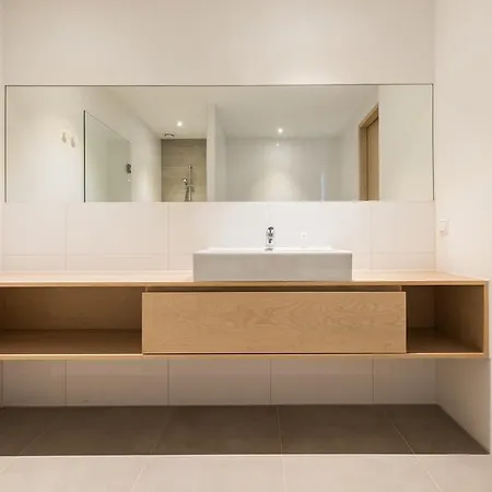 Short Group Houthavens Serviced Amsterdam