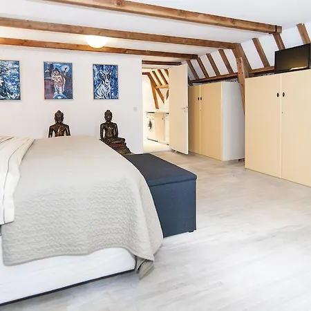 B&B Of Art 2*