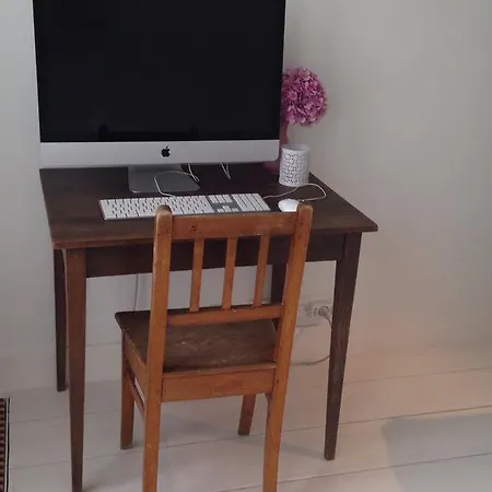 Miauw Suites, Canal View City Centre Bed & Breakfast 2*