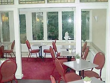 Sander Hotel 3*