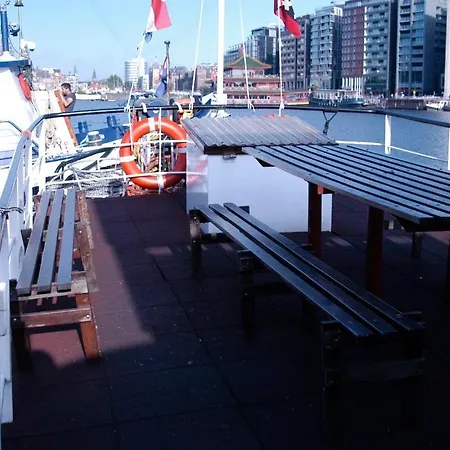 Bådhotel Passengership Avanti 2*