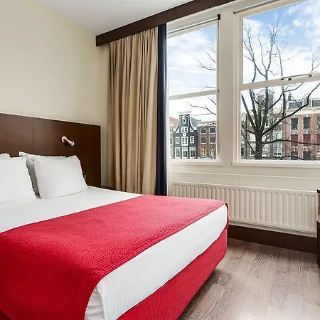 Nh City Centre Hotel 4*