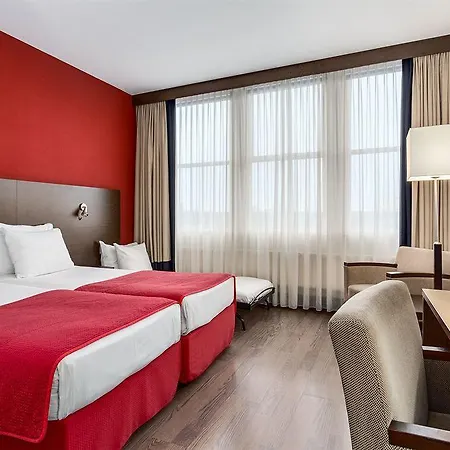 Nh City Centre Hotel