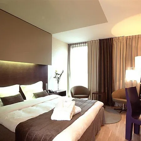 Dutch Design Artemis 4*