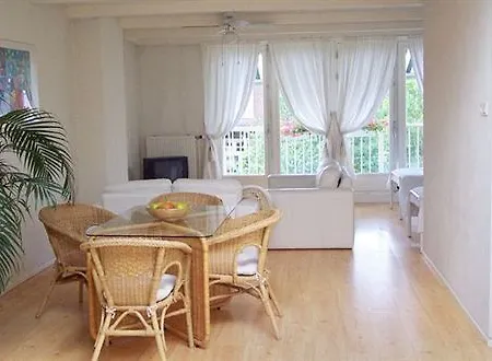 Bed And Breakfast Amsterdam 3* Amsterdam