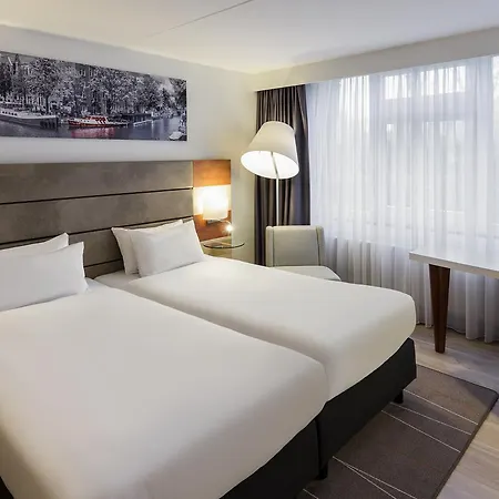 Hotel Mercure West 4*