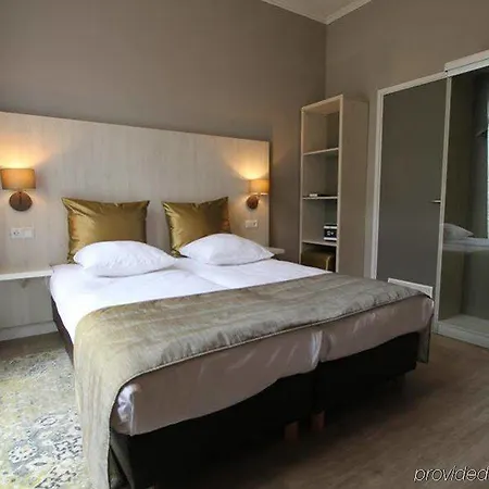 Hotel Apple