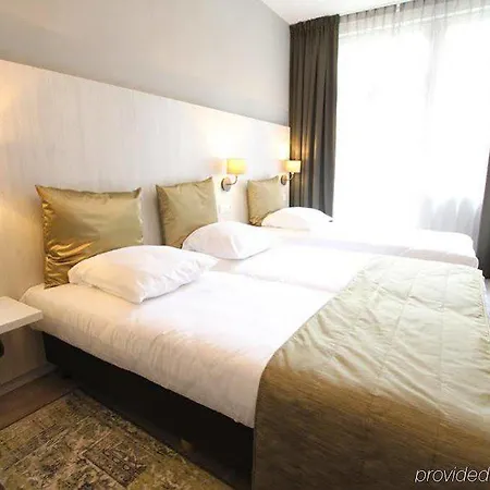 Apple Hotel 3*