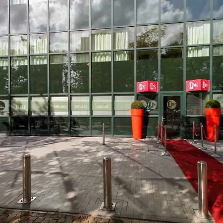 Qbic Wtc Hotel