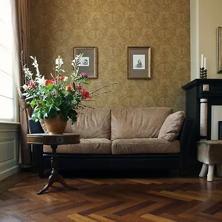 Hotel Museum 4*