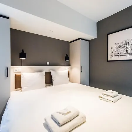 Yays East By Numa Apart-hotel
