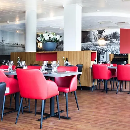 Bastion Amstel Hotel 3*