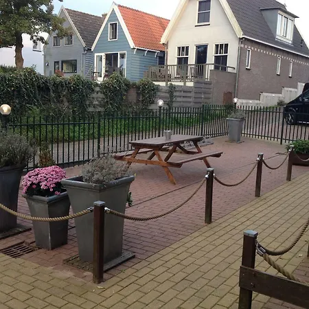Hotell Village