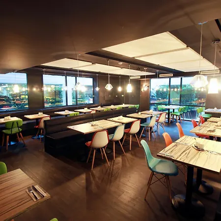 Xo Couture Hotel 4*