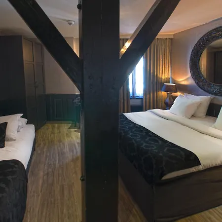 Hotel Sint Nicolaas Ámsterdam