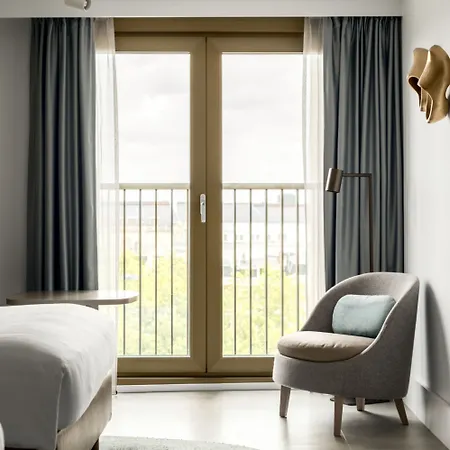 Marriott Hotel 5*