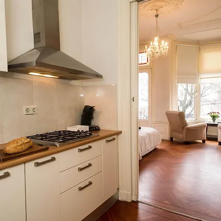 Luxury Keizersgracht Group House