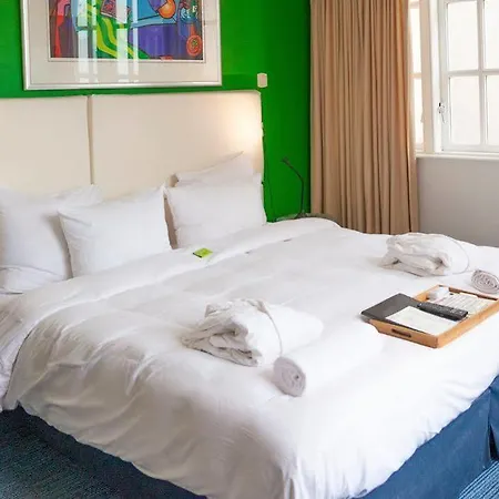 Hotel Misc Eatdrinksleep 3*