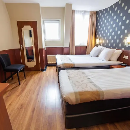 De Paris Hotel