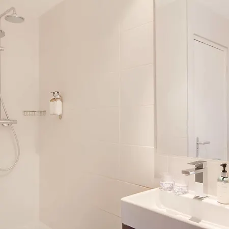 Max Brown Museum Square, Part Of Sircle Collection Hotel 3*