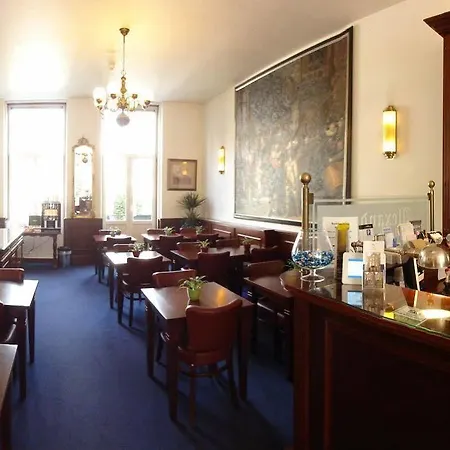 Hotel Alexander 3*