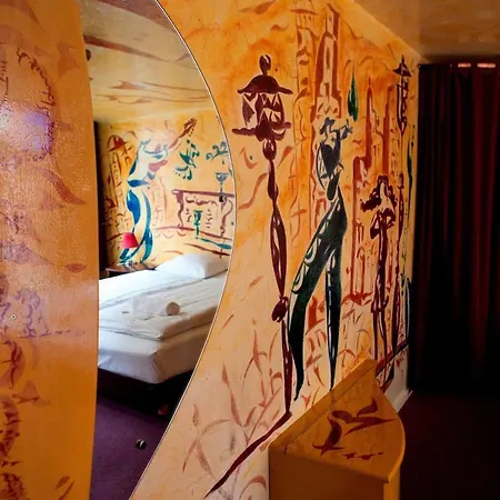 St Christophers At The Winston Hostel *