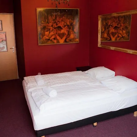 St Christophers At The Winston Hostel *