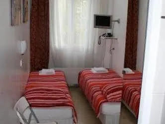 Otel Max 2*