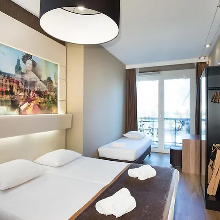 Mosaic Centre Hotel