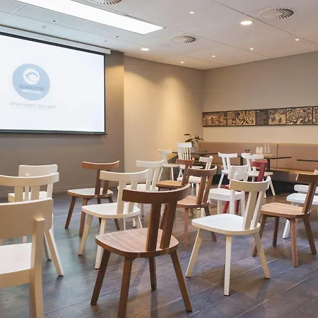 Conscious Vondelpark Hotel