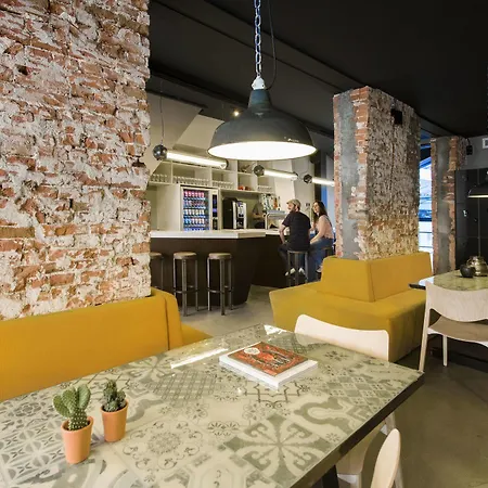 Отель Cityhub 4*