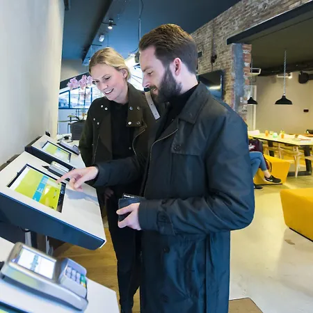 Отель Cityhub 4*