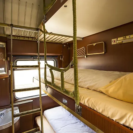 Hostel Train