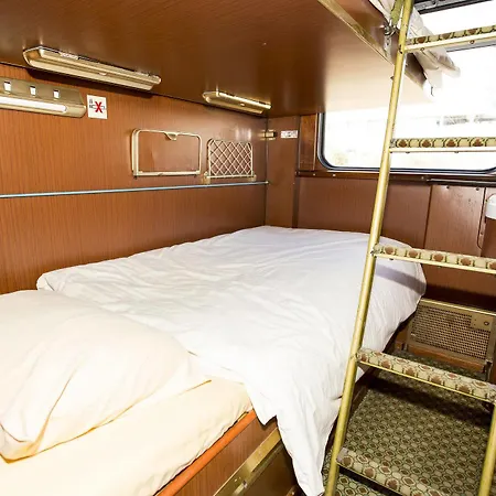 Hostel Train