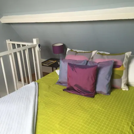 Bed & Breakfast Blaine's: A And Private Dining.... Amsterdam